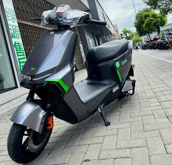 电动车4大传统品牌有哪些拿手技术？K8凯发集团雅迪、爱玛、台铃、绿源(图4)