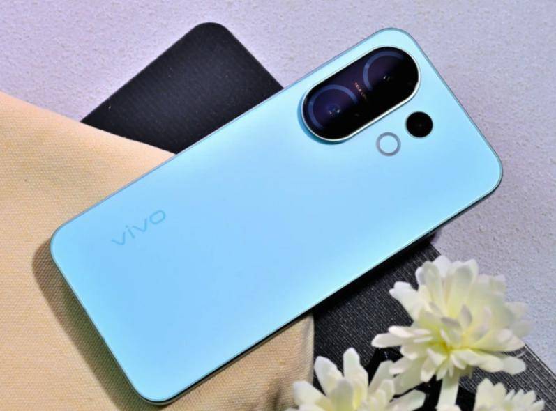 手机推荐2025国补后三款手机放心买凯发K8旗舰店APP2000元左右(图3)